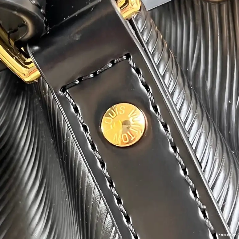 Fashionrepsfam ru Bags LV 2407YZ0169 0513
